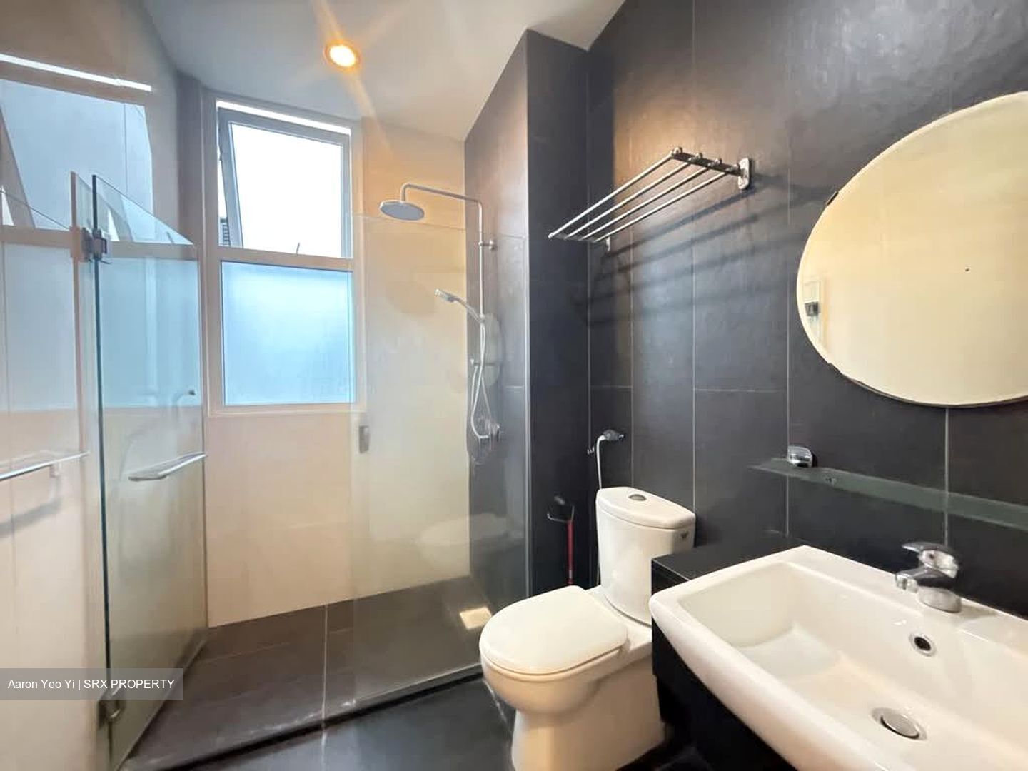 Wak Hassan Place (D27), Semi-Detached #549308041